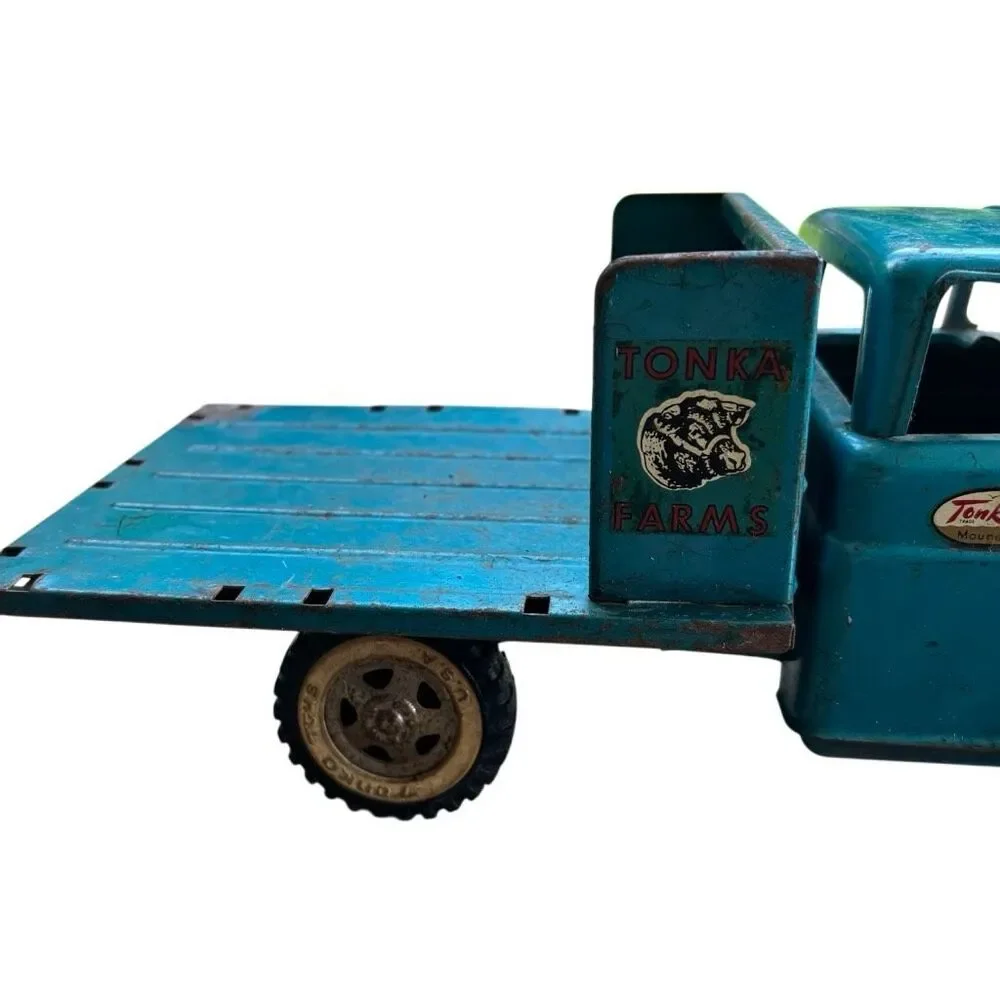 Vintage Tonka Farms 1960’s Pressed Steel Steak Truck